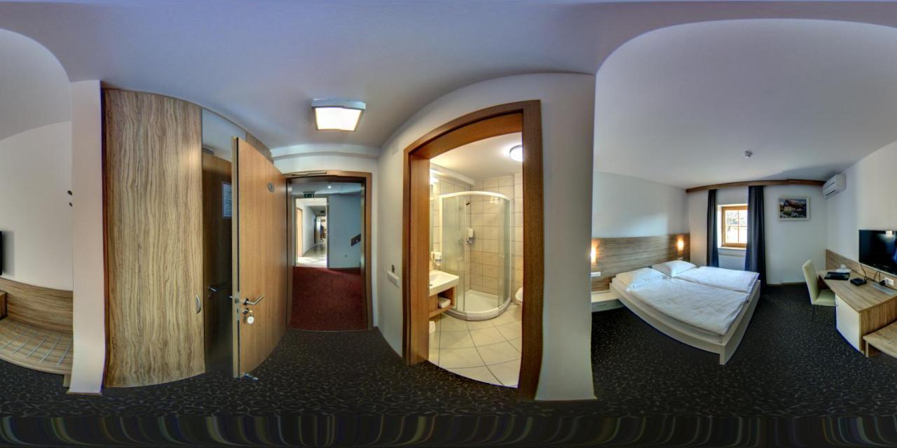 Domacija Vodnik & Apartments Cerklje na Gorenjskem Luaran gambar