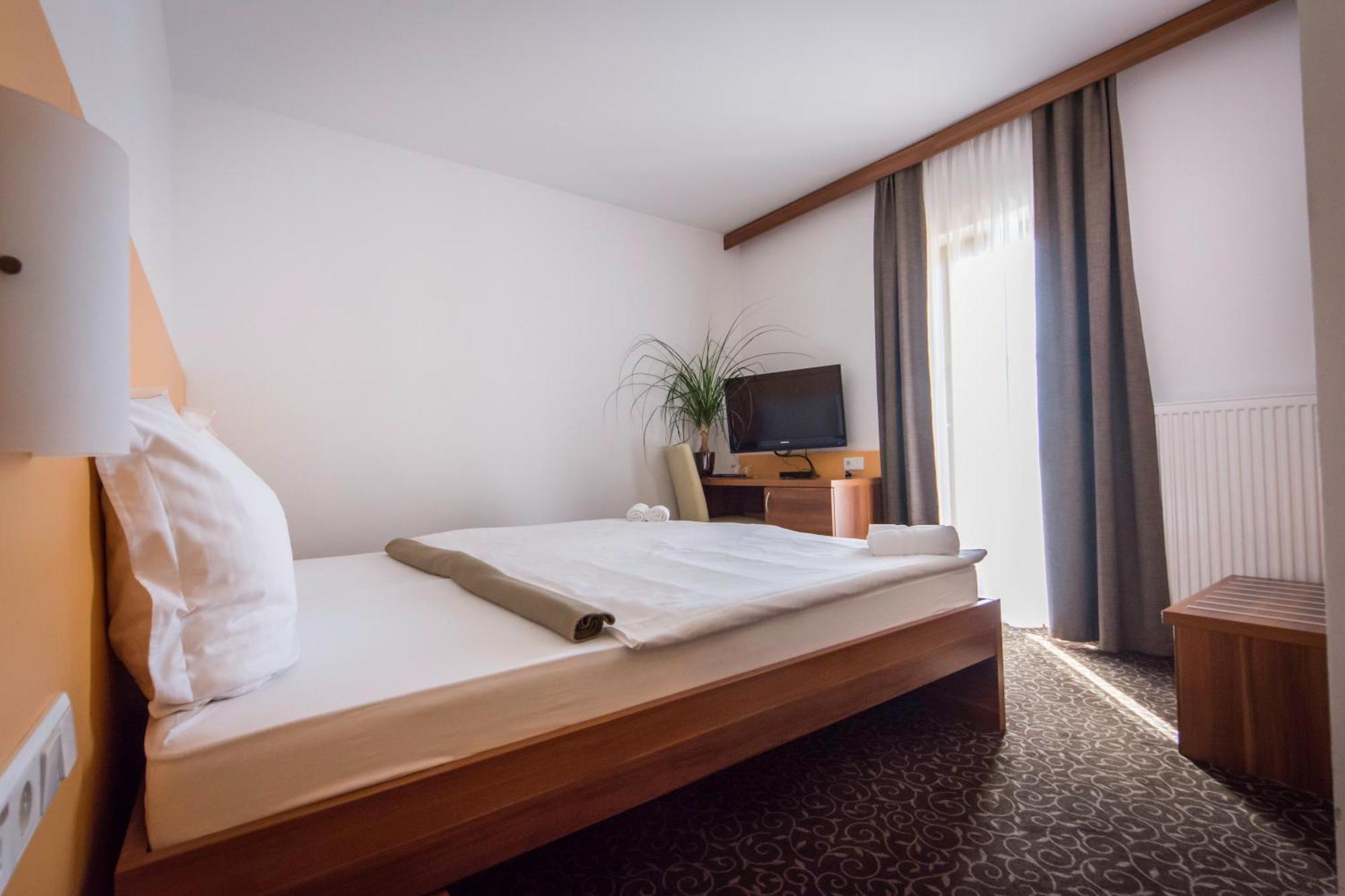 Domacija Vodnik & Apartments Cerklje na Gorenjskem Luaran gambar