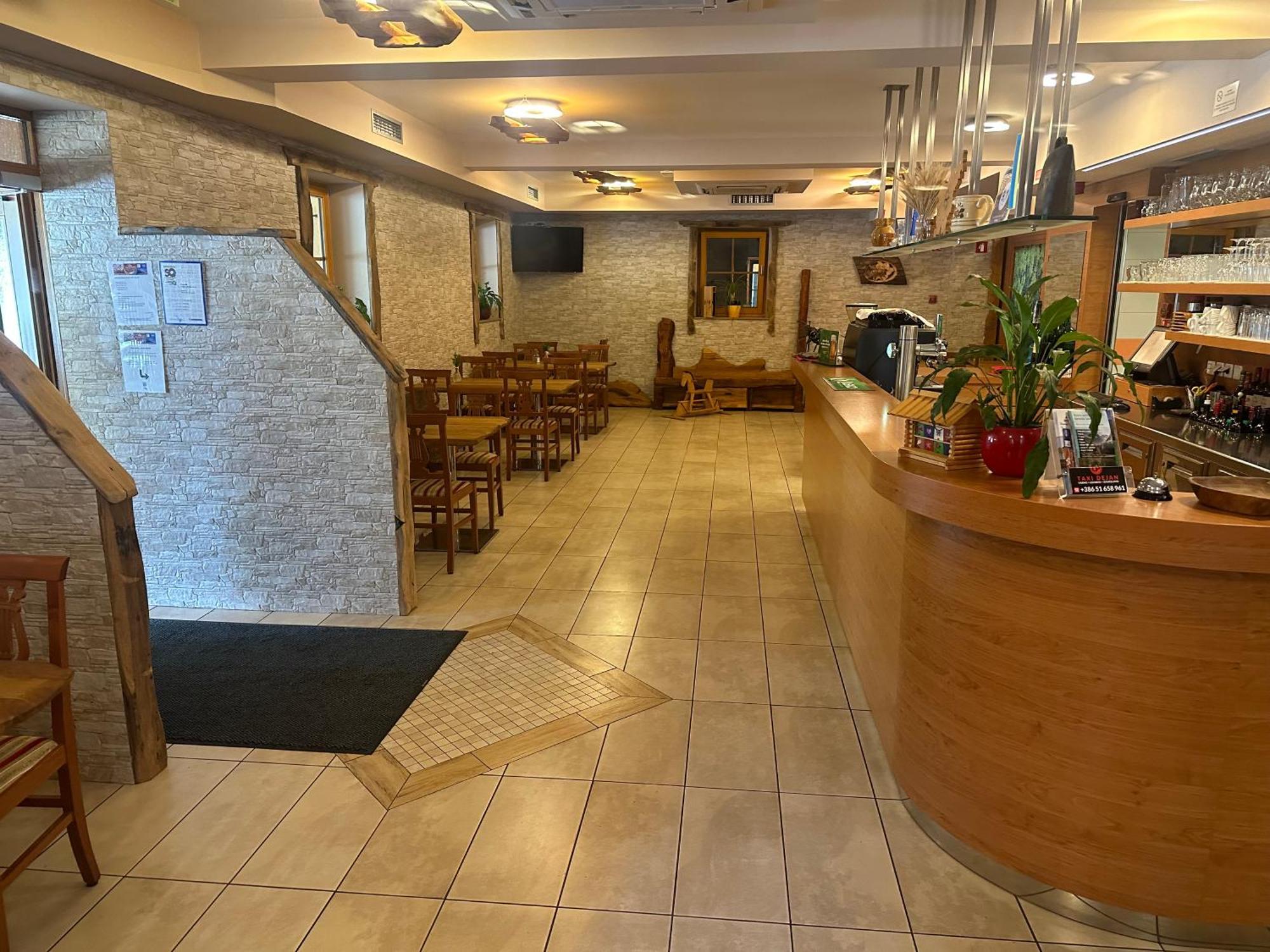Domacija Vodnik & Apartments Cerklje na Gorenjskem Luaran gambar