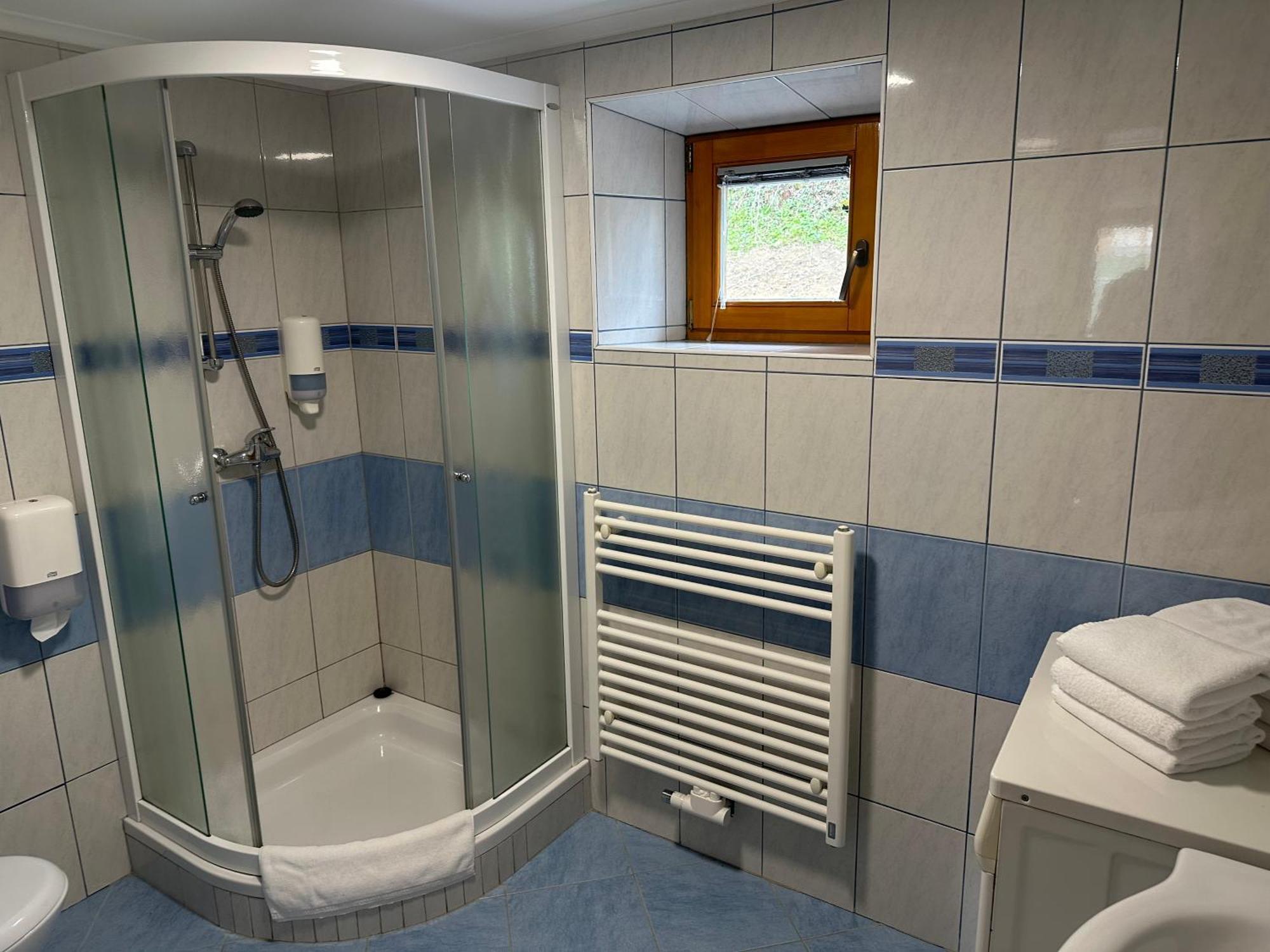 Domacija Vodnik & Apartments Cerklje na Gorenjskem Luaran gambar
