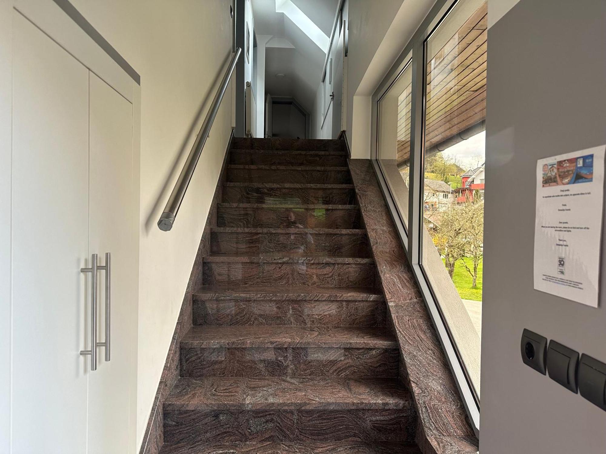 Domacija Vodnik & Apartments Cerklje na Gorenjskem Luaran gambar