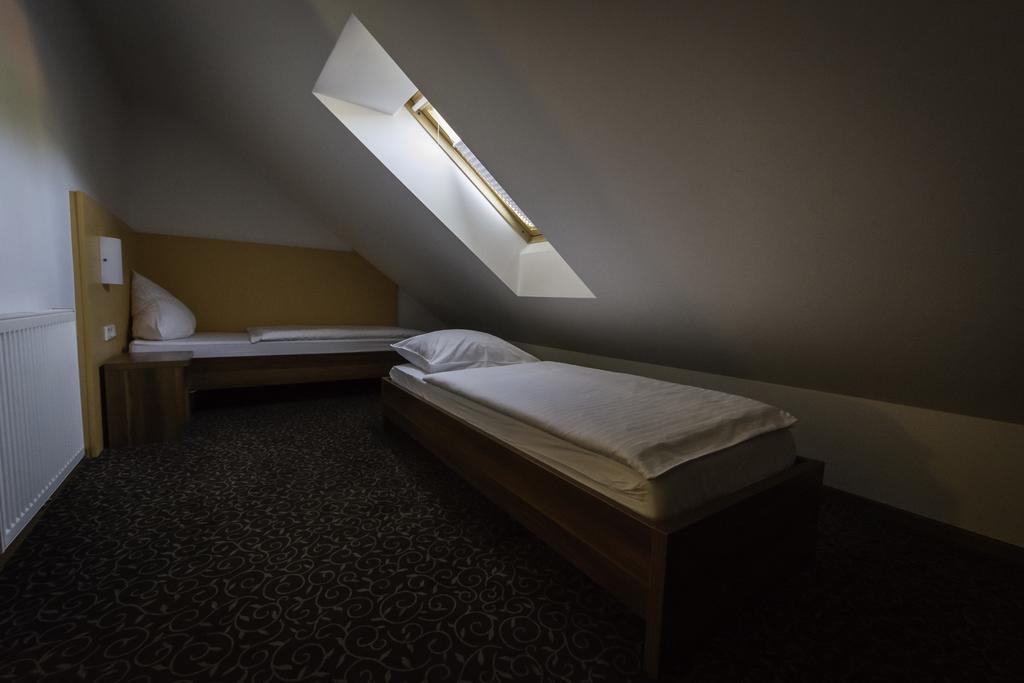 Domacija Vodnik & Apartments Cerklje na Gorenjskem Luaran gambar