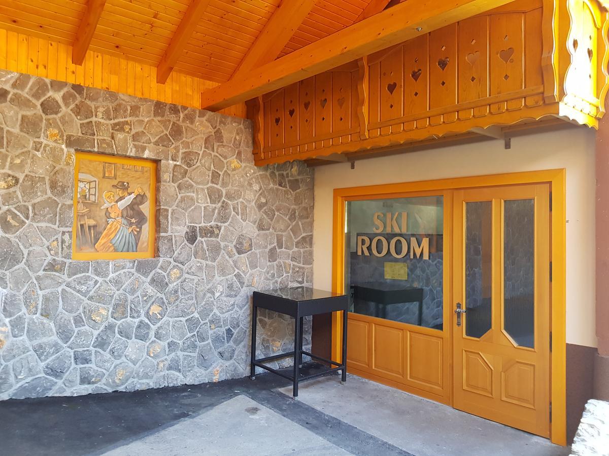 Domacija Vodnik & Apartments Cerklje na Gorenjskem Luaran gambar